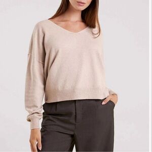 nuuds Women's Soft Beige V-Neck Sweater